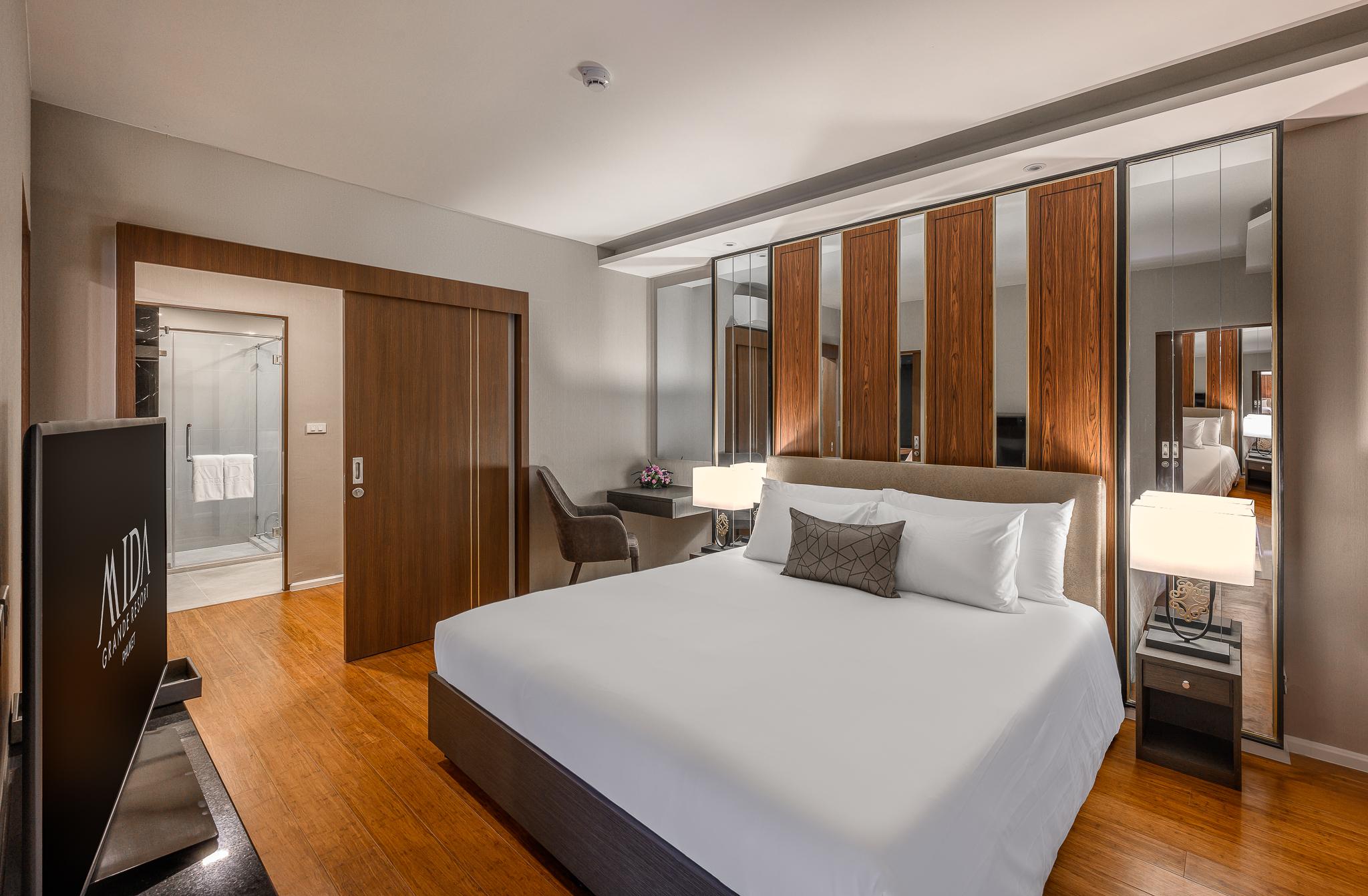 Mida Grande Resort Пхукет Экстерьер фото